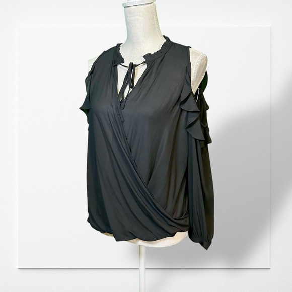 Maeve ‘Liesel Ruffled Cold Shoulder Blouse’ in Black Size Small - Picture 8 of 16